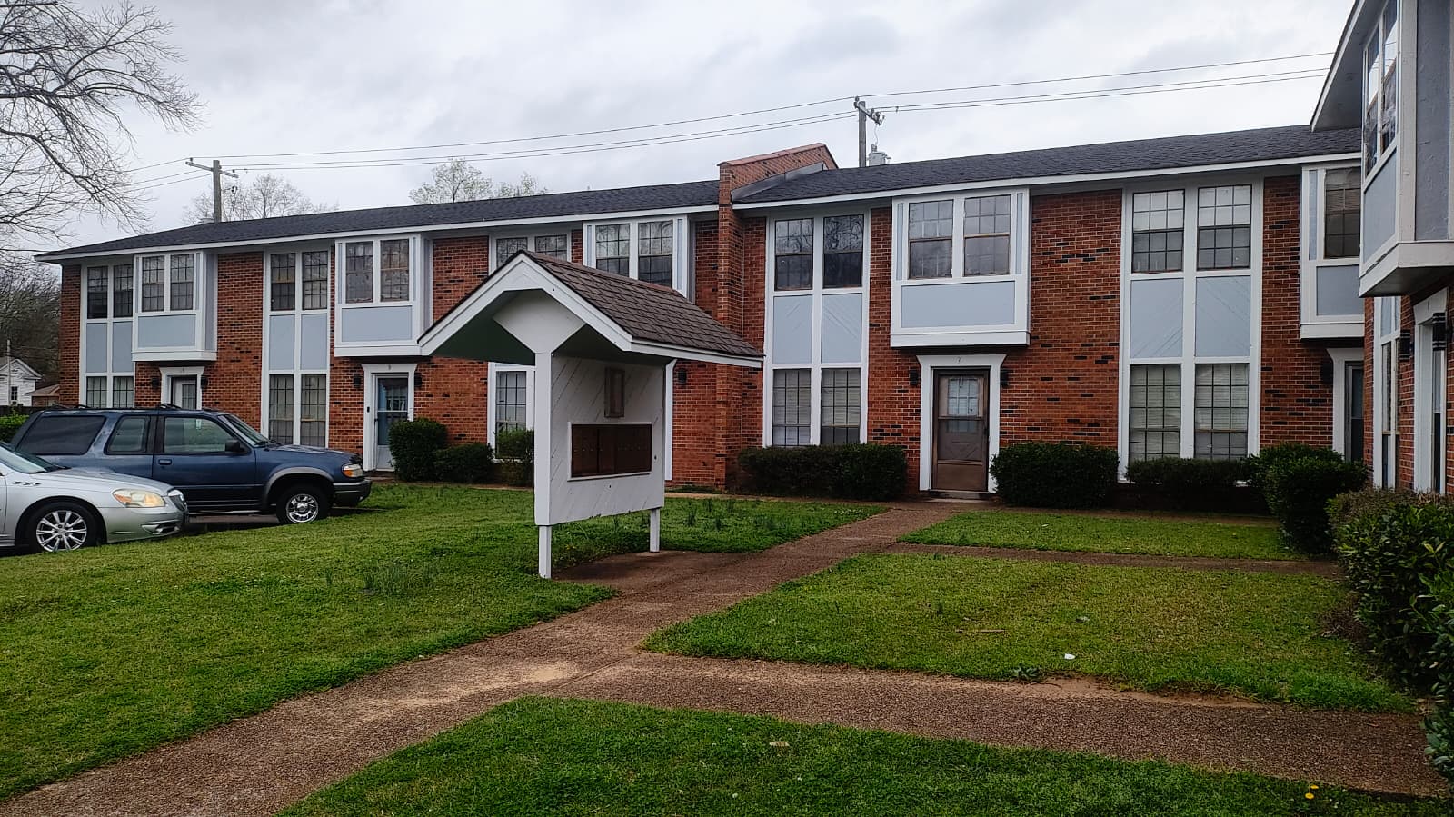 Exterior 1